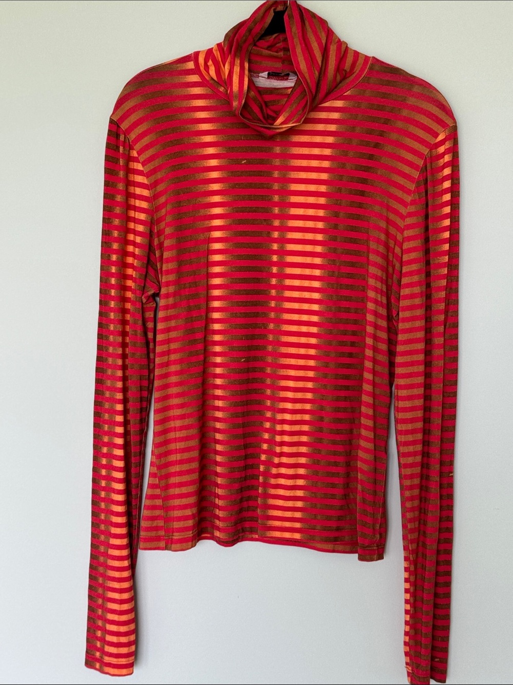 Striped Red and Gold Turtleneck Long-Sleeve Top - Edgy Print Fashion Layering